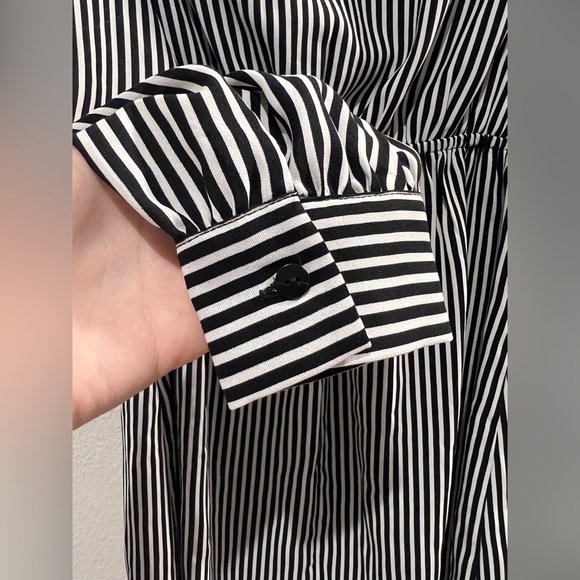 Forever 21 Black and White Stripped Dress - Picture 5 of 12